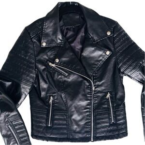 Black Quilted Women's Faux Leather  Motorcycle Jacket